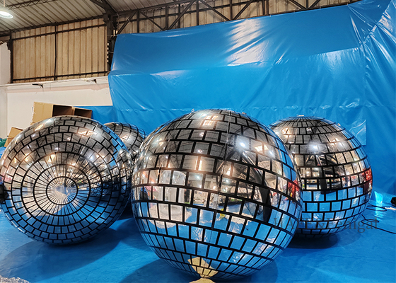 Décoration d'ambiance de boîte de nuit de danse Ballon miroir gonflable en PVC argenté