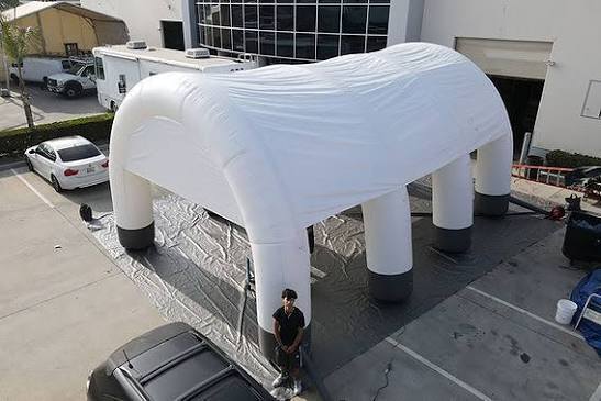 Tente gonflable facile à installer structure légère solution parfaite pour abri temporaire activités de plein air et événements
