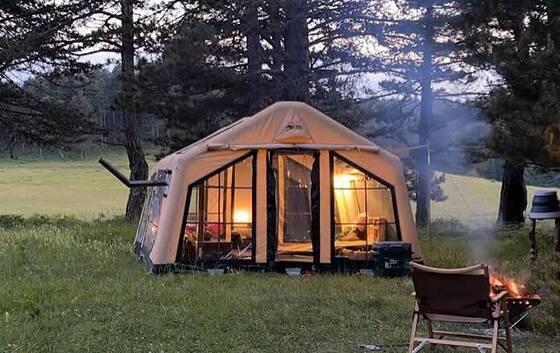 Tente gonflable durable et imperméable, abri gonflable idéal pour le camping en plein air, les festivals, les activités sportives et les événements